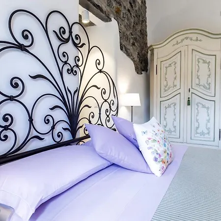 Casa Contrada Bella 3* Βαρένα