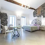 Casa Contrada Bella
