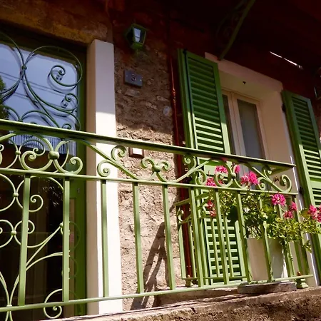 ゲストハウス Casa Contrada Bella ヴァレンナ
