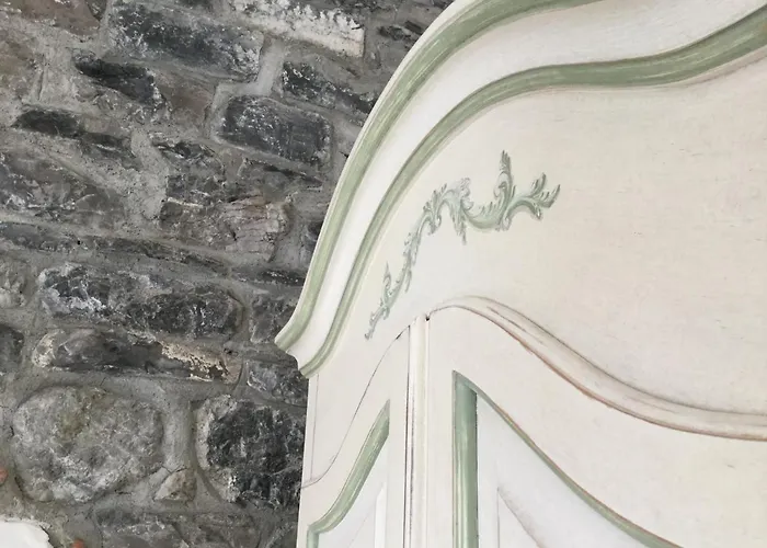 Konukevi Casa Contrada Bella Varenna