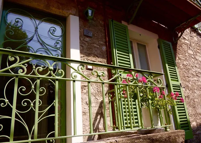 בית הארחה Casa Contrada Bella ורנה